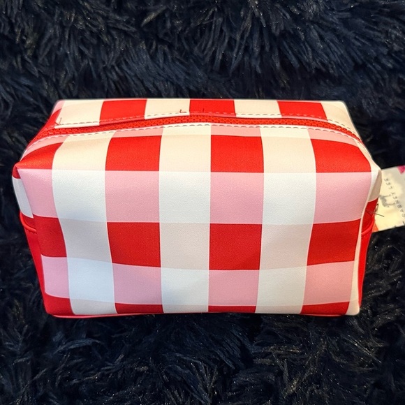 Dabney Lee Strawberry Gift Set - Picture 5 of 13